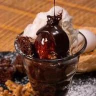 *Chocolate Brownie Sundae